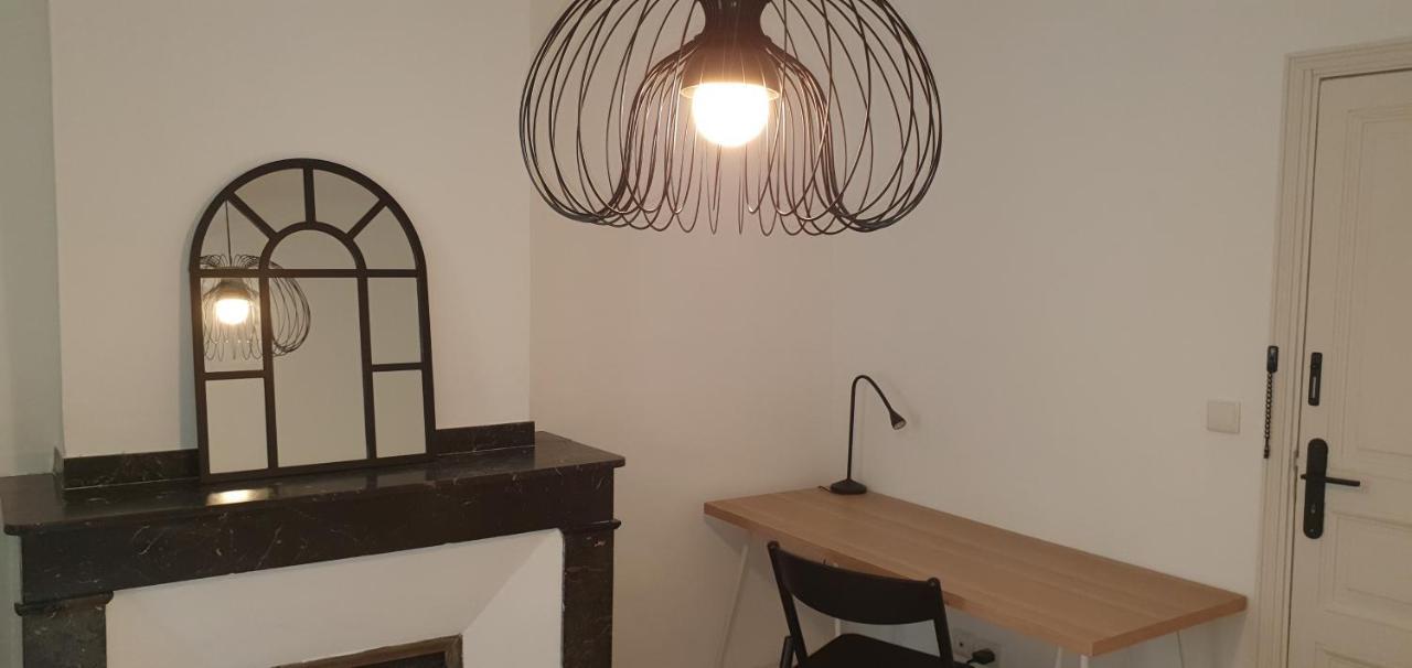 Santocha : Appartement En Plein Coeur De Ville ! 卡尔卡松 外观 照片