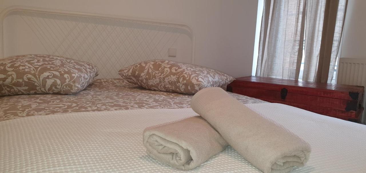 Santocha : Appartement En Plein Coeur De Ville ! 卡尔卡松 外观 照片